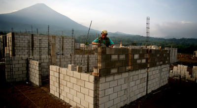 Building Homes Leads to Sharing Gospel in Guatemala