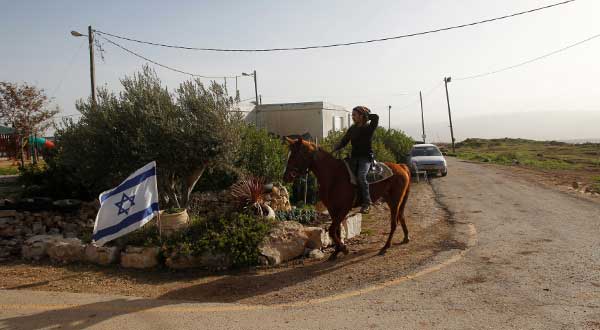 Reuters-Israel-Migron-unauthorized-Jewish-outpost-photog-Baz-Ratner