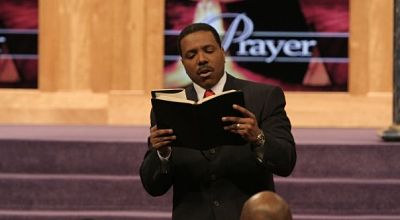 Creflo Dollar