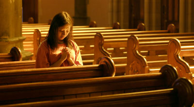 praying girl