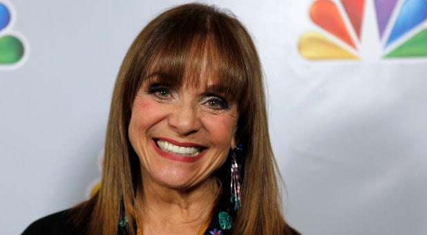 Valerie Harper, Facing Incurable Cancer, Hopes for Miracle