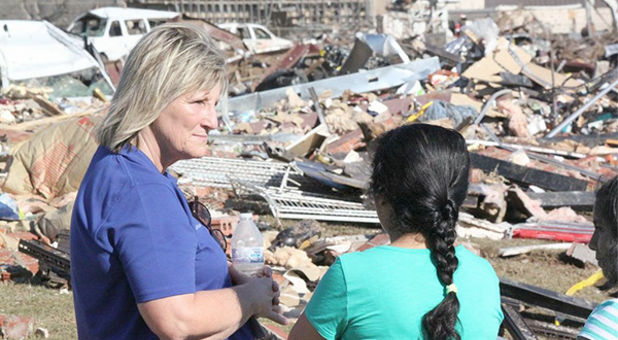 Chaplains Loving Like Jesus in Devastated Oklahoma