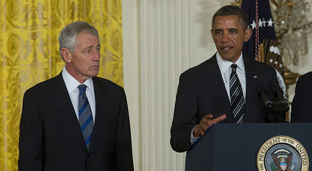 Chuck Hagel, Barack Obama