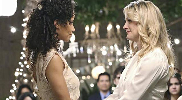 Sherri Saum, Teri Polo