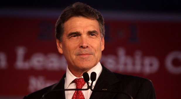 Texas Gov. Rick Perry Works to Strengthen Economic Development Ties With Israel