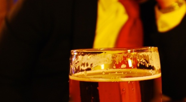 Pastor Drinks Beer in the Name of Jesus at Bar-Based Bible Study