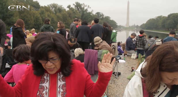 Churches Cry for National Revival at Lincoln Memorial