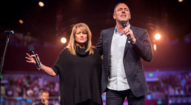 Hillsong Founder Denies Covering up Father’s Sex Abuse