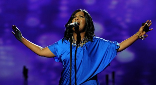 CeCe Winans to Sing at Myles Munroe’s Funeral