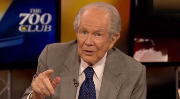 Pat Robertson Reveals his ‘Dream Ticket’ for 2016