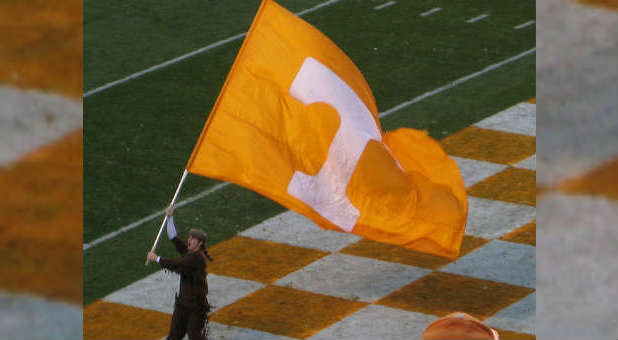 UTK is now asking people to use gender-neutral pronouns.