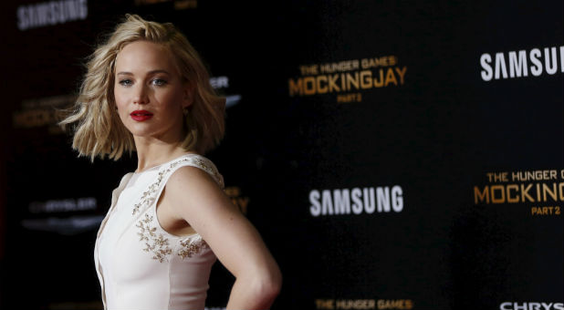 Jennifer Lawrence says Kim Davis makes her ashamed to be from Kentucky.