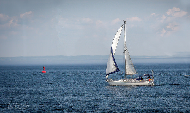 Sailboat strong wind