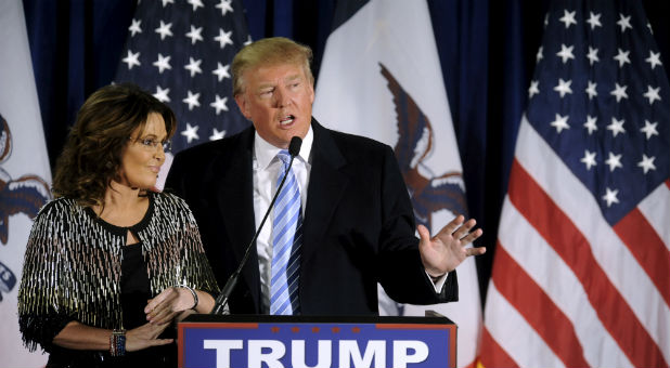 Sarah Palin and Donald Trump at a campaign stop in Iowa. The two later journeyed to Oral Roberts University.