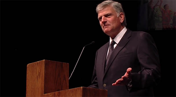 Franklin Graham: GOP Candidates Need a ‘Time Out’