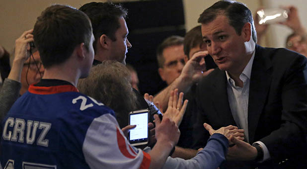 30 Key Leaders Swing Support to Cruz Camp