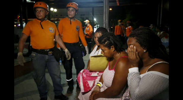 Earthquake Kills 77 in Ecuador, Devastates Coastal Area