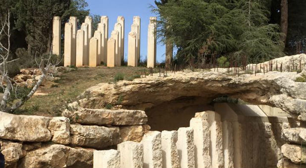 Thirty Christian priests, pastors and leaders of organizations from across the world are coming to attend a week long intensive seminar at Yad Vashem (pictured).