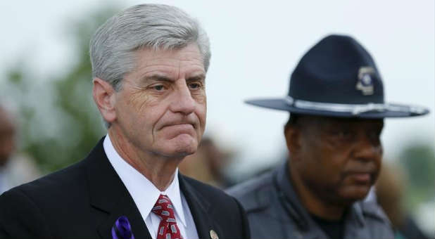 Mississippi Governor Signs Law Allowing Christians to Deny Services to Same-Sex Couples