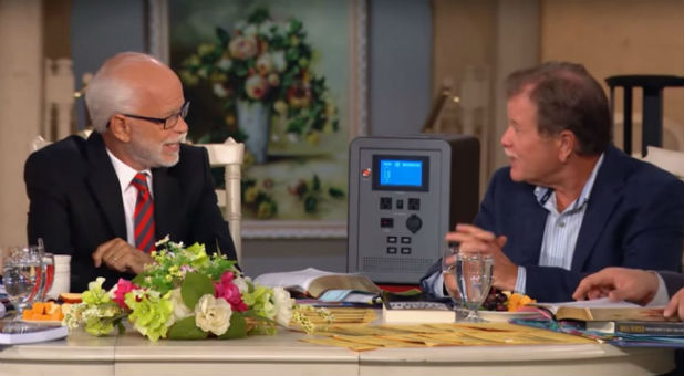 Jim Bakker with Gary Heavin