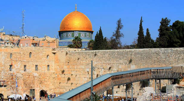 In response to UNESCO's recent passage of a resolution denying any Jewish or Christian connections to the Temple Mount in Jerusalem, the International Christian Embassy Jerusalem has called on Christians around the world to send Bibles to the UNESCO offices in Paris to remind them of the irrefutable history of the site.