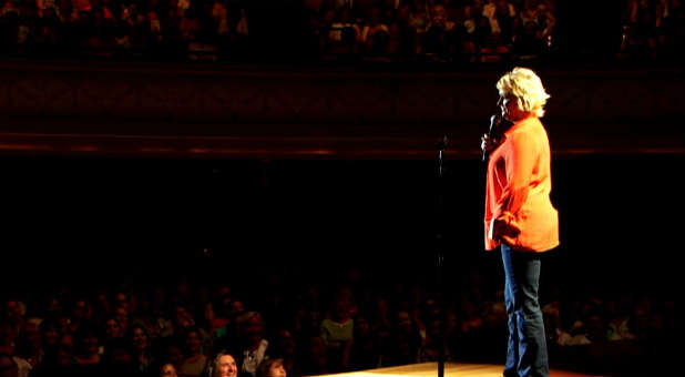 Chonda Pierce