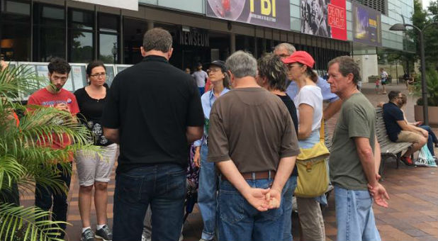 Prayer strikes on Washington, D.C.