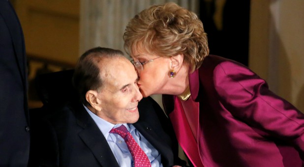 Bob Dole Receives Prestigious Congressional Gold Medal