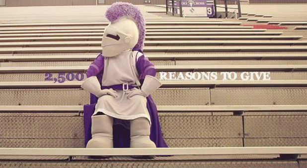 The Crusader mascot.