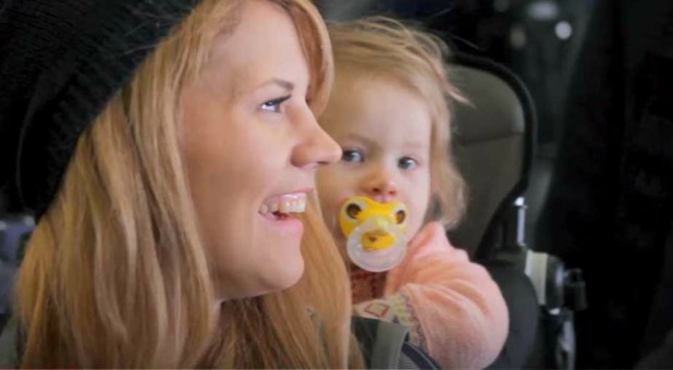 Kimberly Henderson with her daughter.