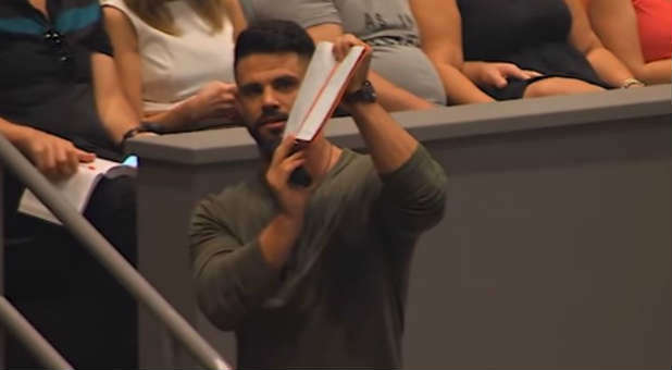 Steven Furtick Highlights the Hidden Verse Most Bible Translations Leave Out