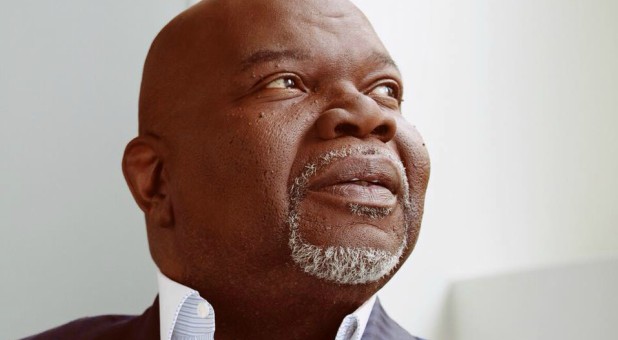 T.D. Jakes Shares the Secret to Making Your Church Thrive