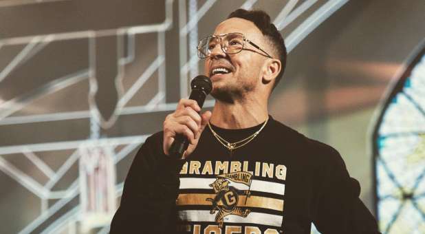 Hillsong Pastor Carl Lentz Asked to Step Down, Cites ‘Moral Failure’