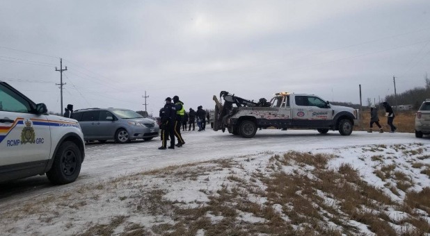 Canadian Police Block Driveways, Issue Tickets at Drive-in Church Services