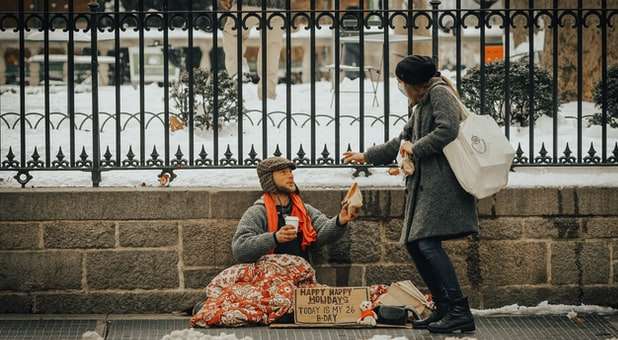 UK Research Encourages Politicians to Value Church, Christian Activist Efforts to Combat Poverty