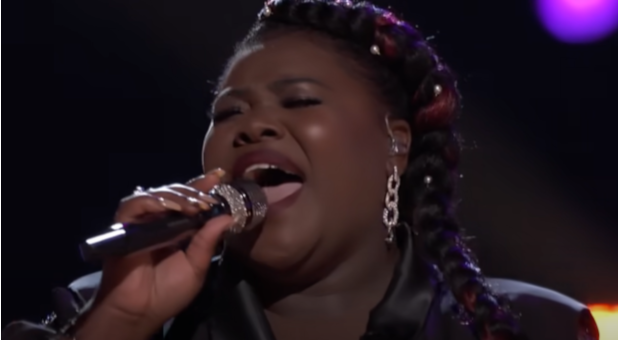 WATCH: ‘The Voice’ Contestant Lights It Up With Tasha Cobbs Leonard’s Anthem to Jesus