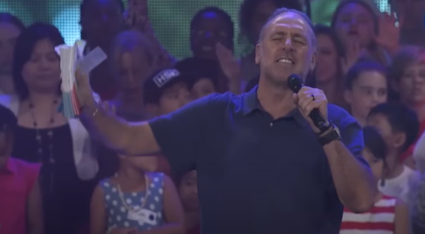 8 Lessons the Global Church Can Learn From the Hillsong Scandal