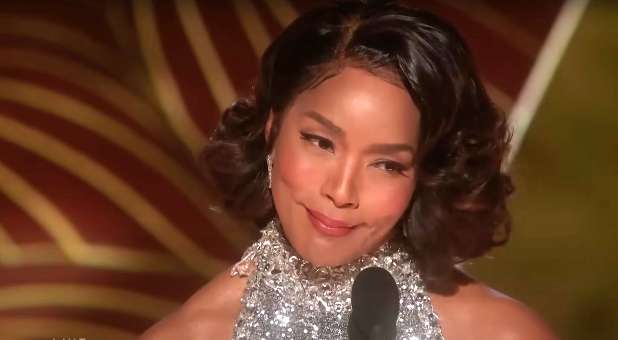 Angela Bassett Glorifies God and Prayer in Golden Globes Award Speech