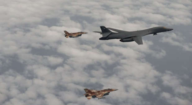 Israel, Jordan and Saudi Fighter Jets Join US Bombers in Strong Message to Iran