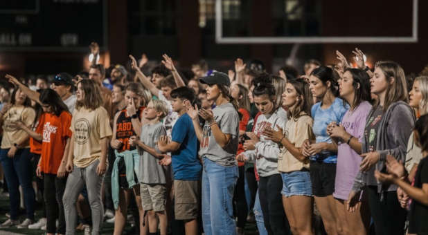 Students gather for the Fields of Faith Movement in Hot Springs, Arkansas