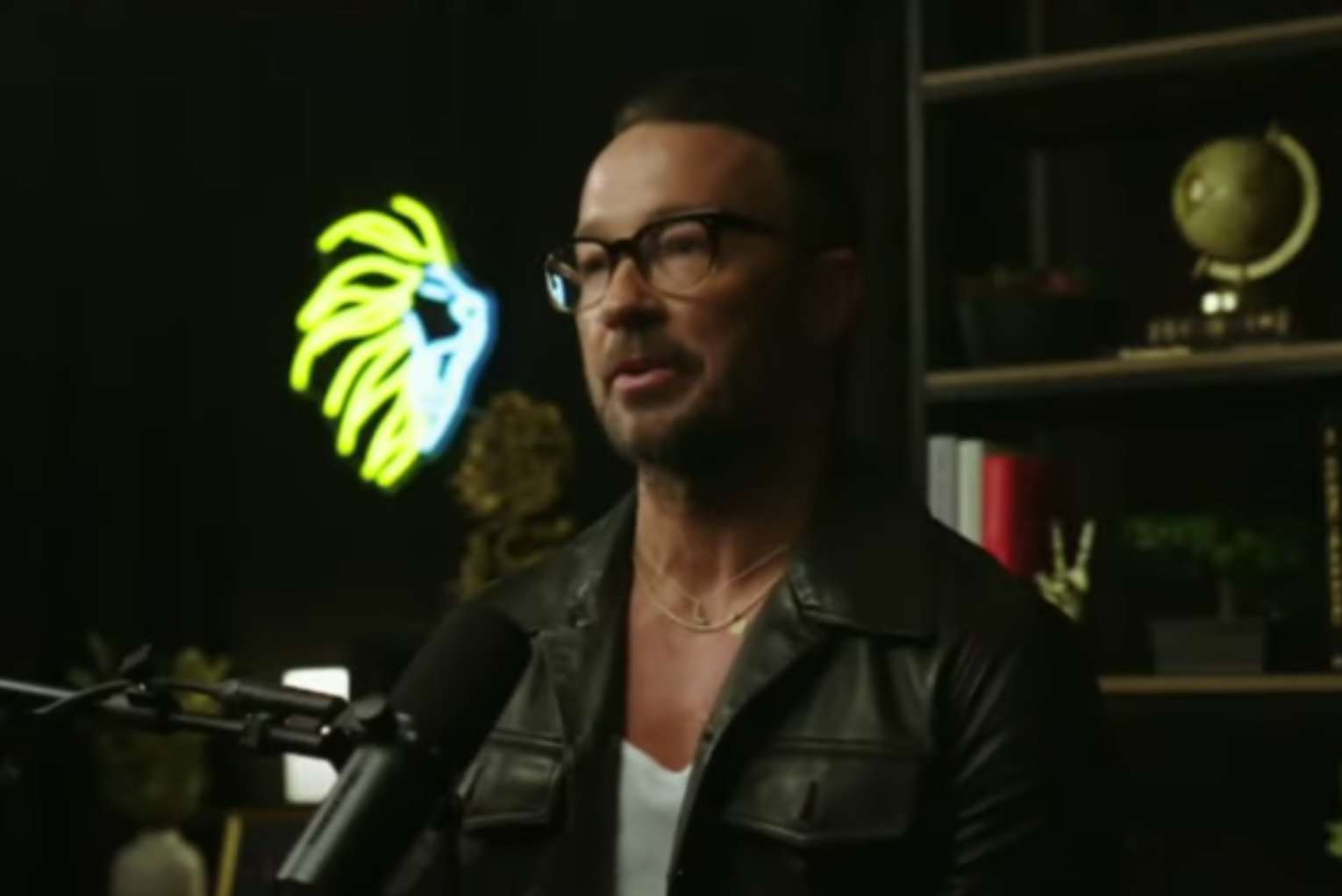 Morning Rundown: Carl Lentz: ‘I’m Not a Disgraced Pastor’