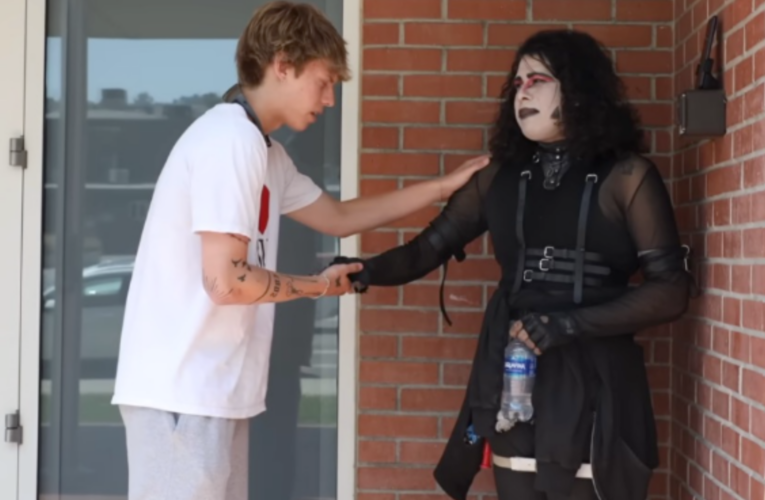 Young Evangelist’s Prayer With Satanist Goes Viral for All Right Reasons